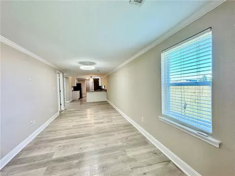 Living - 739 Childs Ave, Hampton, VA 23661 photo 2 of 3