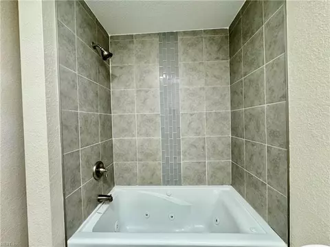 Bath - 739 Childs Ave, Hampton, VA 23661 photo 2 of 4