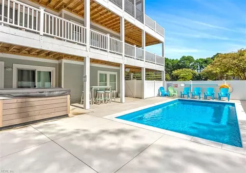 Exterior - 1036 Hampton St, Corolla, NC 27927 photo 11 of 12