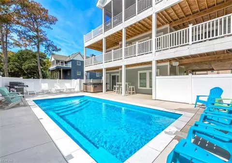Exterior - 1036 Hampton St, Corolla, NC 27927 photo 10 of 12