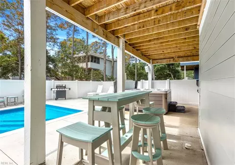 Exterior - 1036 Hampton St, Corolla, NC 27927 photo 9 of 12