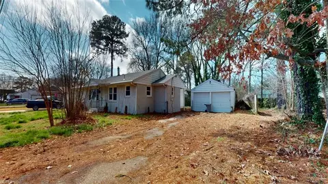 Exterior - 45 Salem St, Hampton, VA 23669 photo 3 of 3