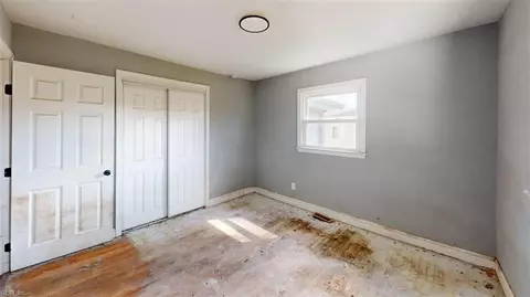 Bedroom - 45 Salem St, Hampton, VA 23669 photo 13 of 15