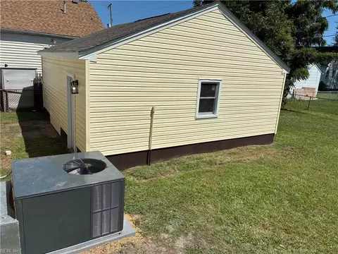 Exterior - 6376 Palem Rd, Norfolk, VA 23513 photo 1 of 3
