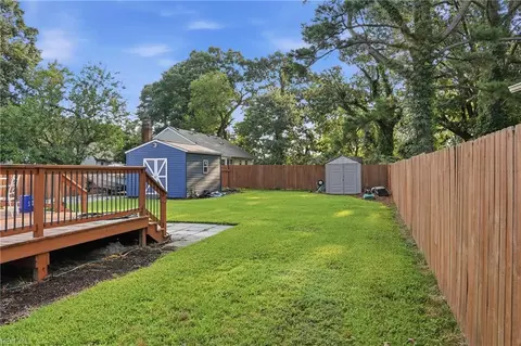 Exterior - 3022 Herbert St, Norfolk, VA 23513 photo 5 of 6