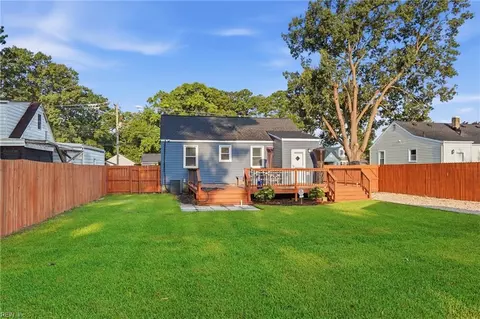 Exterior - 3022 Herbert St, Norfolk, VA 23513 photo 4 of 6