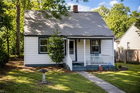 953 19th St, Newport News, VA 23607