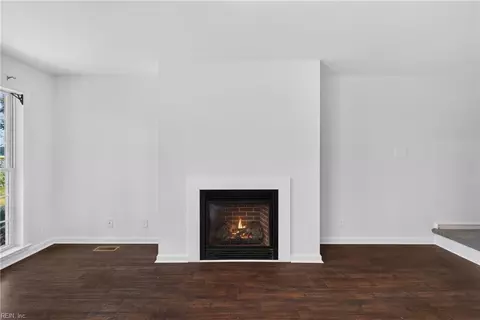 Living - 2559 Red Bank Rd, Gloucester, VA 23061 photo 3 of 3
