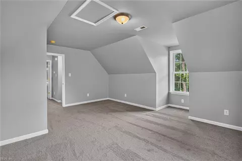 Bedroom - 2559 Red Bank Rd, Gloucester, VA 23061 photo 5 of 6