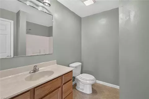Bath - 2559 Red Bank Rd, Gloucester, VA 23061 photo 1 of 3
