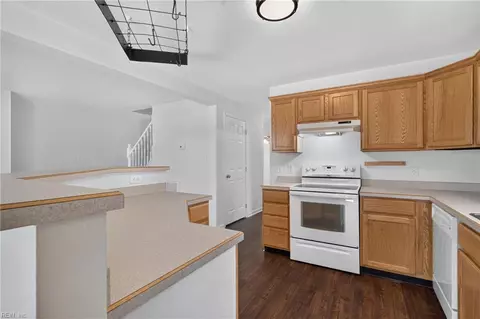Kitchen - 2559 Red Bank Rd, Gloucester, VA 23061 photo 3 of 4