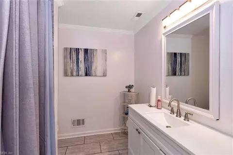 Bath - 2860 Greenview Rd, Chesapeake, VA 23321 photo 3 of 3