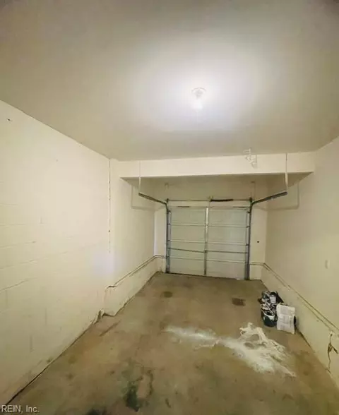 Other - 956 Allendale Dr, Hampton, VA 23669 photo 7 of 10