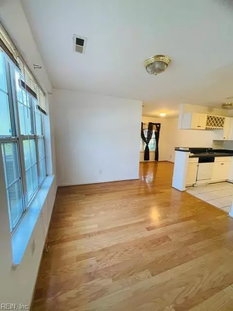 Other - 956 Allendale Dr, Hampton, VA 23669 photo 1 of 10