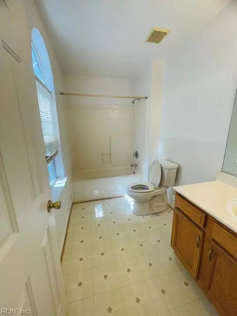 Other - 956 Allendale Dr, Hampton, VA 23669 photo 6 of 10