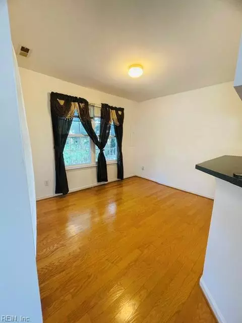 Dining - 956 Allendale Dr, Hampton, VA 23669 photo 1 of 1