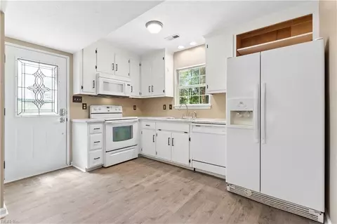 Kitchen - 243 Windsor Rd, North, VA 23128 photo 1 of 1