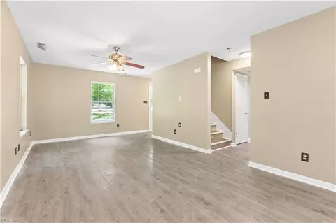 Living - 243 Windsor Rd, North, VA 23128 photo 5 of 5
