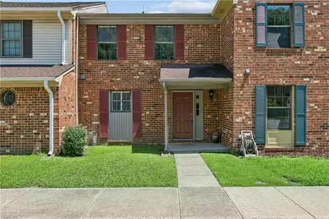 359 Deputy Ln #E, Newport News, VA 23608