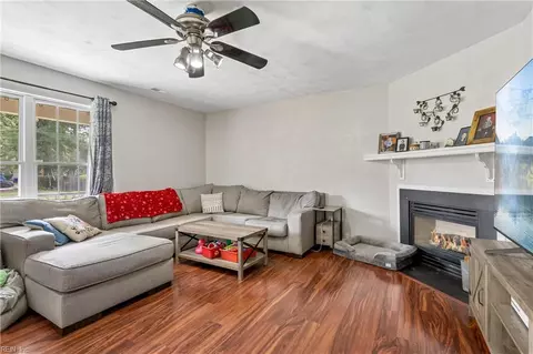 Living - 3432 Herbert St, Norfolk, VA 23513 photo 2 of 2