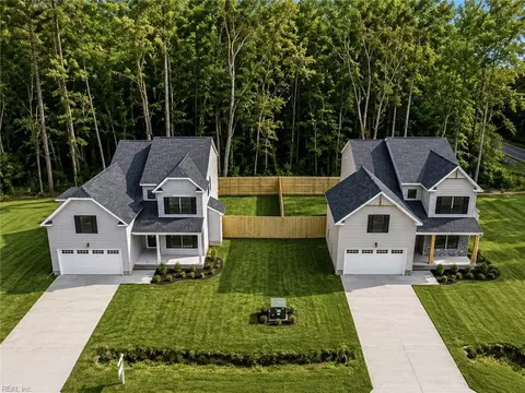 789 Caddie St, Chesapeake, VA 23322