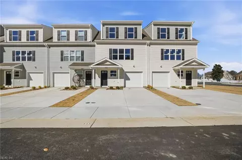 5002 Lacy Ct, Suffolk, VA 23434