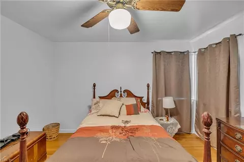 Bedroom - 21 Corey Cir, Hampton, VA 23663 photo 11 of 15