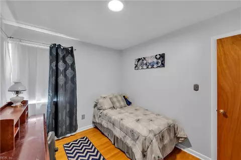 Bedroom - 21 Corey Cir, Hampton, VA 23663 photo 15 of 15