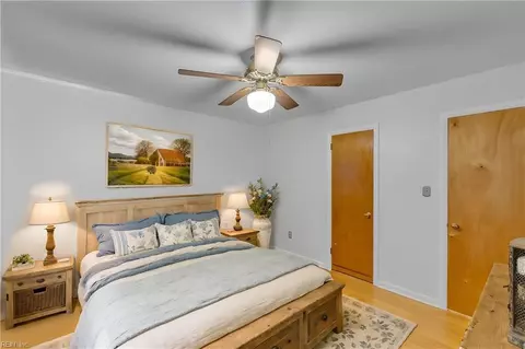 Bedroom - 21 Corey Cir, Hampton, VA 23663 photo 6 of 15