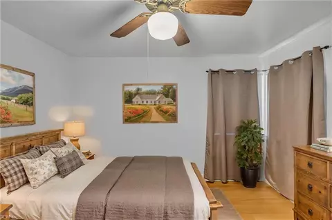 Bedroom - 21 Corey Cir, Hampton, VA 23663 photo 4 of 15