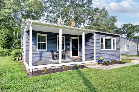 5911 Marshall Ave, Newport News, VA 23607