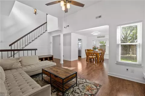 3840 Forestwood Ct, Virginia Beach, VA 23453