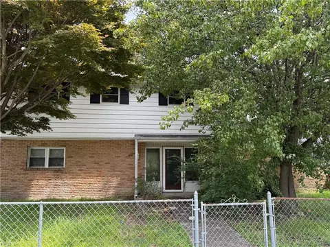 648 Hemlock Ave, Hampton, VA 23661 photo 2