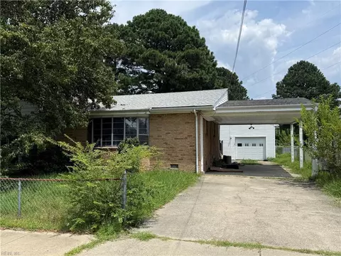 648 Hemlock Ave, Hampton, VA 23661 photo 4