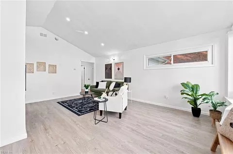 Living - 4111 Williamson St, Chesapeake, VA 23324 photo 1 of 1