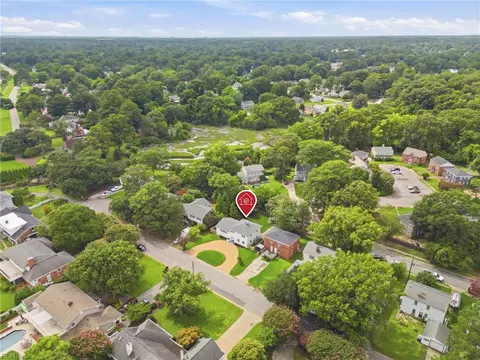 View/Area - 3805 Chesapeake Ave, Hampton, VA 23661 photo 4 of 9