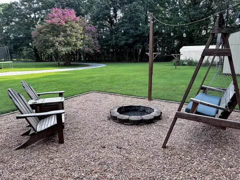 Exterior - 27005 Meherrin Rd, Capron, VA 23829 photo 13 of 17