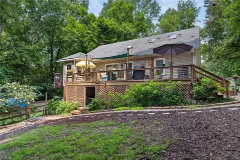 Exterior - 7011 Tracey Ct, Gloucester, VA 23061 photo 6 of 17