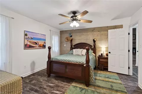 Bedroom - 7011 Tracey Ct, Gloucester, VA 23061 photo 2 of 4