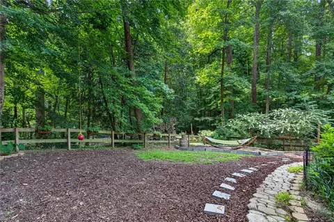 Exterior - 7011 Tracey Ct, Gloucester, VA 23061 photo 9 of 17