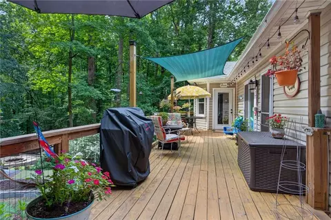 Exterior - 7011 Tracey Ct, Gloucester, VA 23061 photo 7 of 17