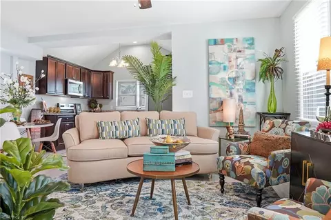 1405 Perry St, Chesapeake, VA 23324