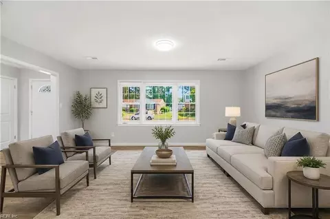 Living - 357 Dexter E St, Chesapeake, VA 23324 photo 3 of 11