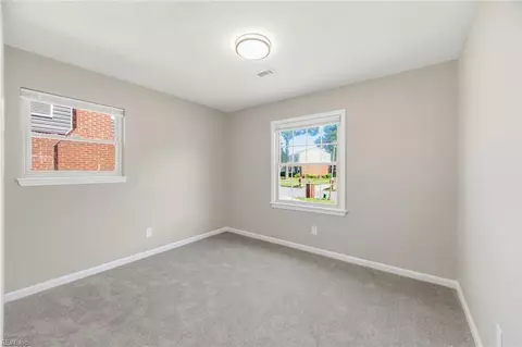 Bedroom - 357 Dexter E St, Chesapeake, VA 23324 photo 8 of 8