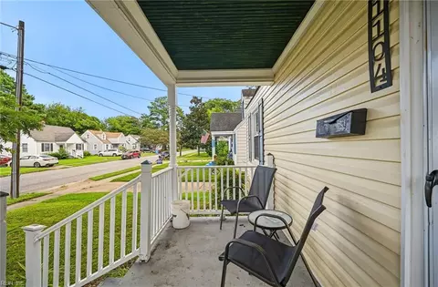 Exterior - 1104 Wright Ave, Chesapeake, VA 23324 photo 6 of 11