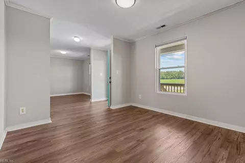Living - 4673 Deer Path Rd, Suffolk, VA 23434 photo 2 of 7