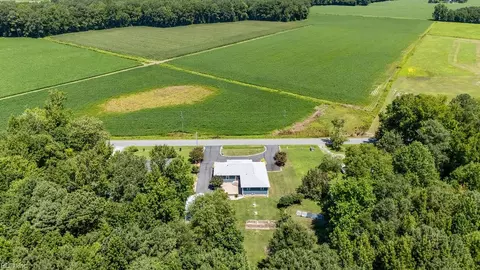View/Area - 4673 Deer Path Rd, Suffolk, VA 23434 photo 3 of 4