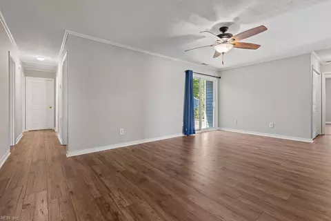 Living - 4673 Deer Path Rd, Suffolk, VA 23434 photo 6 of 7