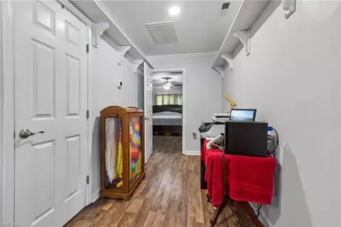 Entry Way - 2002 Whitman Pl, Hampton, VA 23663 photo 2 of 2