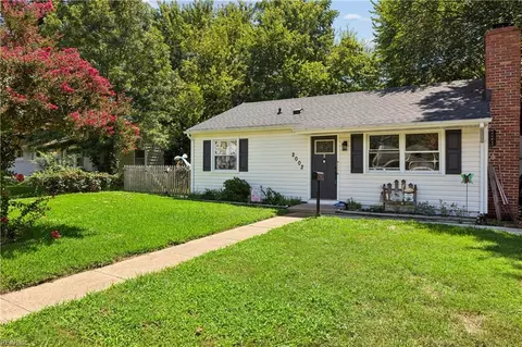 Exterior - 2002 Whitman Pl, Hampton, VA 23663 photo 1 of 4